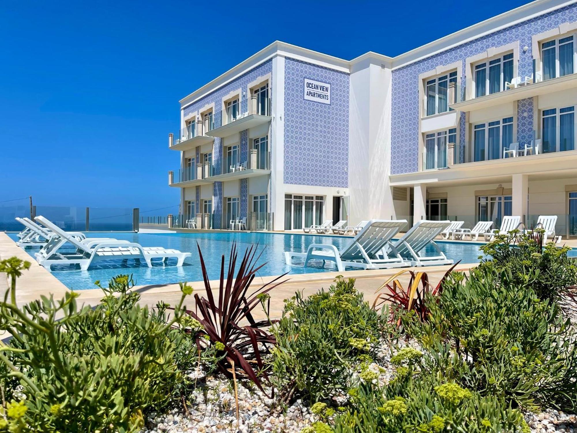 Ocean View Apartments Lourinhã Exteriör bild