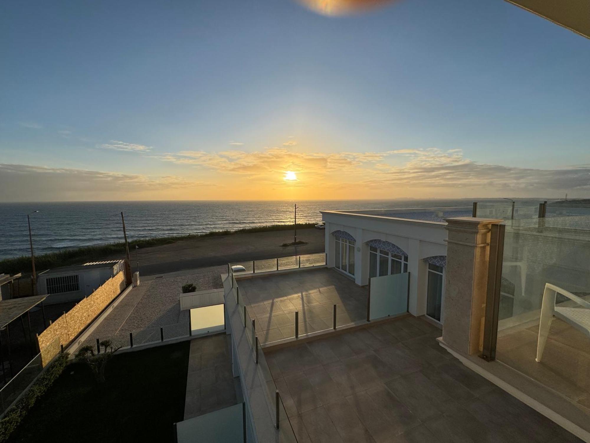 Ocean View Apartments Lourinhã Exteriör bild