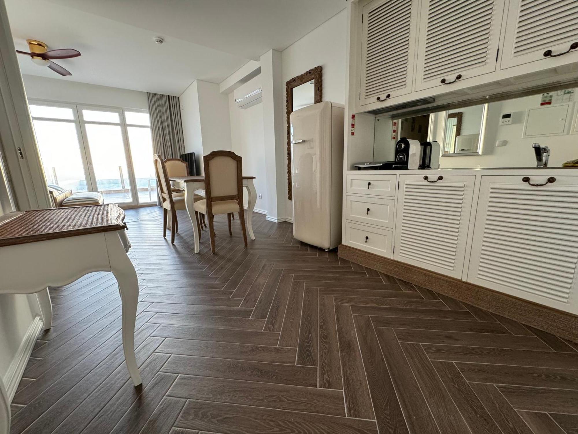 Ocean View Apartments Lourinhã Exteriör bild