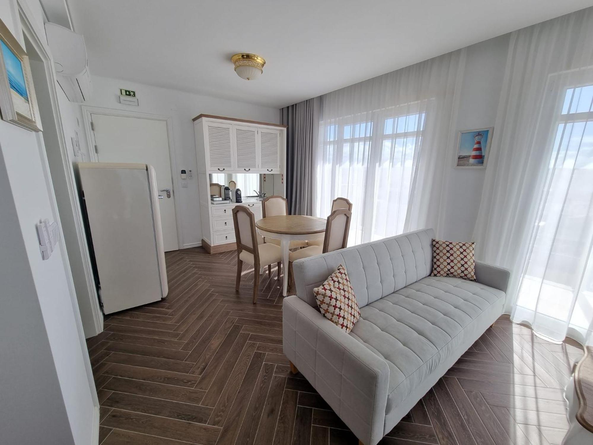 Ocean View Apartments Lourinhã Exteriör bild